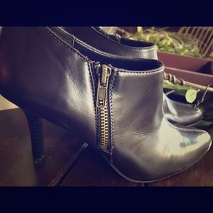 Brown ankle booties good used condition